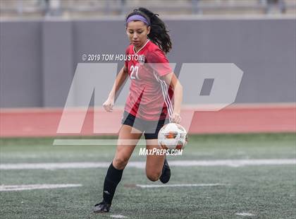 Thumbnail 2 in Glendora vs. Walnut photogallery.
