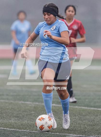 Thumbnail 1 in Glendora vs. Walnut photogallery.