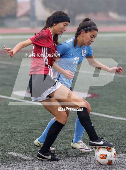 Thumbnail 1 in Glendora vs. Walnut photogallery.