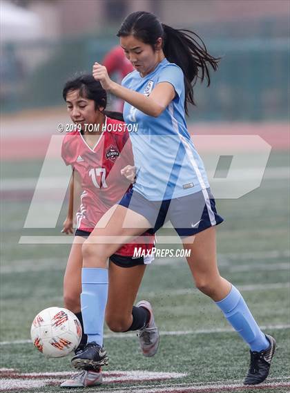 Thumbnail 1 in Glendora vs. Walnut photogallery.