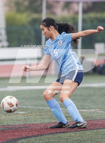 Thumbnail 2 in Glendora vs. Walnut photogallery.