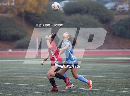 Thumbnail 3 in Glendora vs. Walnut photogallery.
