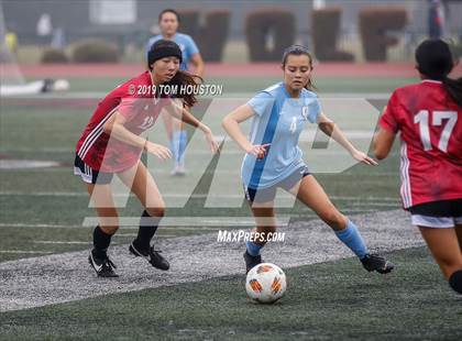 Thumbnail 1 in Glendora vs. Walnut photogallery.
