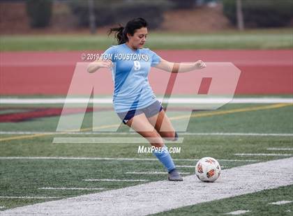 Thumbnail 2 in Glendora vs. Walnut photogallery.