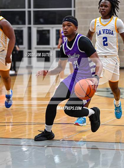 Thumbnail 2 in La Vega vs Wheatley (UIL 4A Reg III Quarterfinal) photogallery.