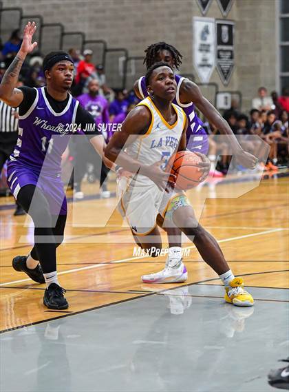 Thumbnail 3 in La Vega vs Wheatley (UIL 4A Reg III Quarterfinal) photogallery.