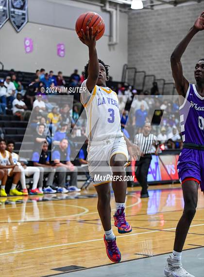 Thumbnail 1 in La Vega vs Wheatley (UIL 4A Reg III Quarterfinal) photogallery.