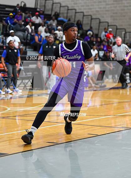 Thumbnail 3 in La Vega vs Wheatley (UIL 4A Reg III Quarterfinal) photogallery.