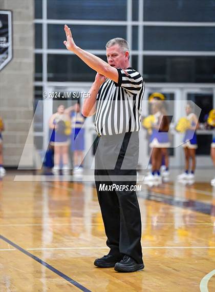 Thumbnail 3 in La Vega vs Wheatley (UIL 4A Reg III Quarterfinal) photogallery.