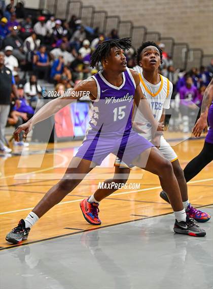 Thumbnail 2 in La Vega vs Wheatley (UIL 4A Reg III Quarterfinal) photogallery.