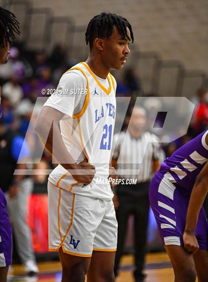 Thumbnail 2 in La Vega vs Wheatley (UIL 4A Reg III Quarterfinal) photogallery.