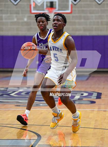Thumbnail 3 in La Vega vs Wheatley (UIL 4A Reg III Quarterfinal) photogallery.