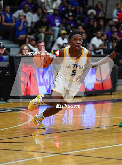 Thumbnail 1 in La Vega vs Wheatley (UIL 4A Reg III Quarterfinal) photogallery.