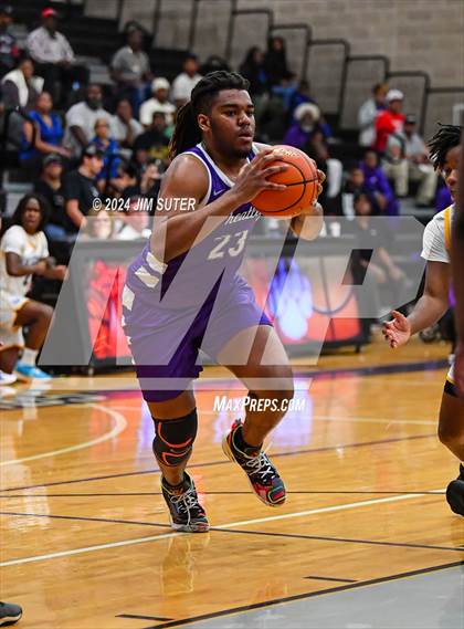Thumbnail 1 in La Vega vs Wheatley (UIL 4A Reg III Quarterfinal) photogallery.