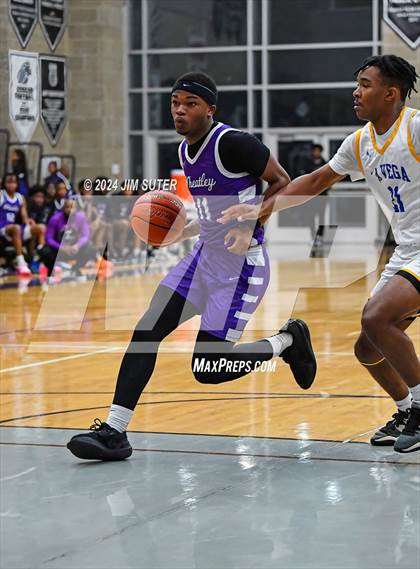 Thumbnail 1 in La Vega vs Wheatley (UIL 4A Reg III Quarterfinal) photogallery.