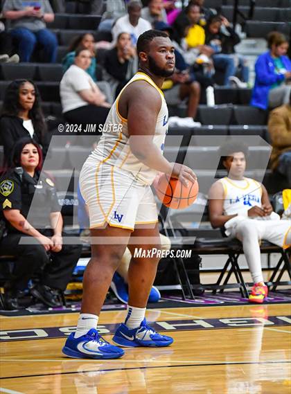 Thumbnail 1 in La Vega vs Wheatley (UIL 4A Reg III Quarterfinal) photogallery.