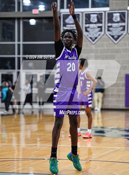 Thumbnail 3 in La Vega vs Wheatley (UIL 4A Reg III Quarterfinal) photogallery.