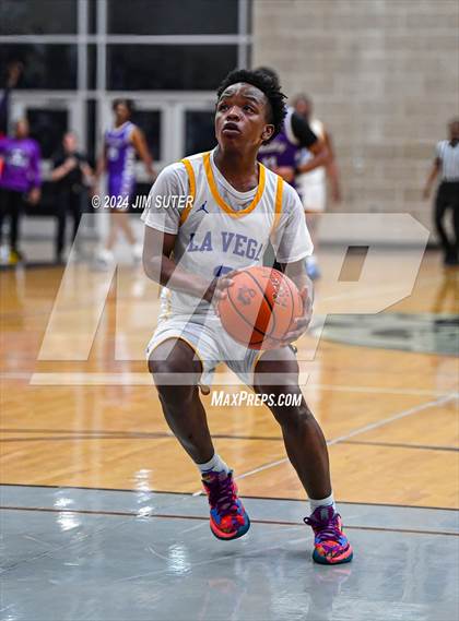 Thumbnail 2 in La Vega vs Wheatley (UIL 4A Reg III Quarterfinal) photogallery.