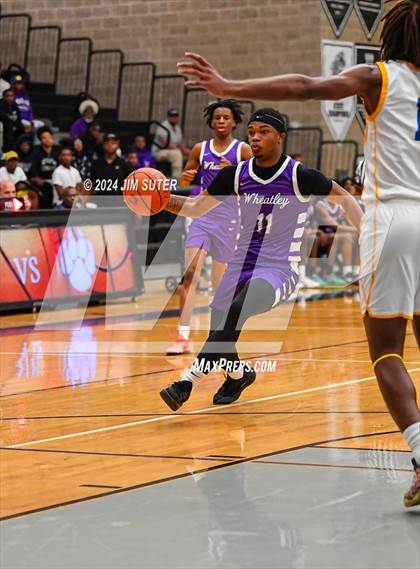 Thumbnail 3 in La Vega vs Wheatley (UIL 4A Reg III Quarterfinal) photogallery.