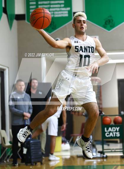 Thumbnail 1 in Santo vs Sidney (Santo Tournament) photogallery.