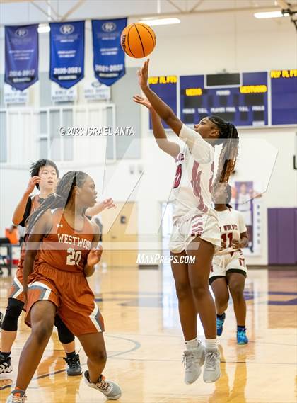 Thumbnail 1 in Weiss vs. Westwood (I45 Showdown) photogallery.