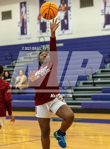 Thumbnail 2 in Weiss vs. Westwood (I45 Showdown) photogallery.