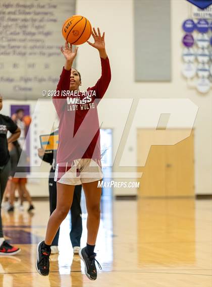 Thumbnail 3 in Weiss vs. Westwood (I45 Showdown) photogallery.