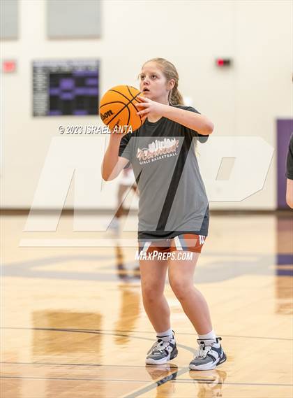 Thumbnail 2 in Weiss vs. Westwood (I45 Showdown) photogallery.