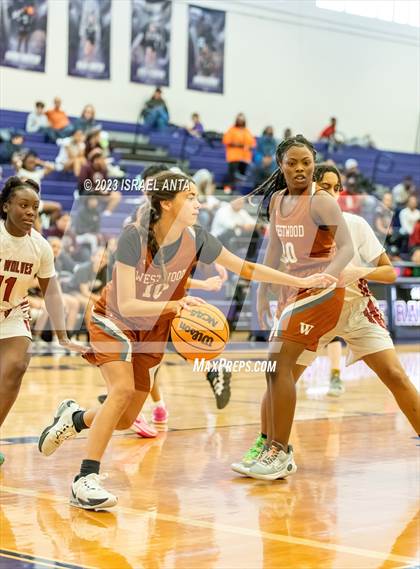 Thumbnail 2 in Weiss vs. Westwood (I45 Showdown) photogallery.