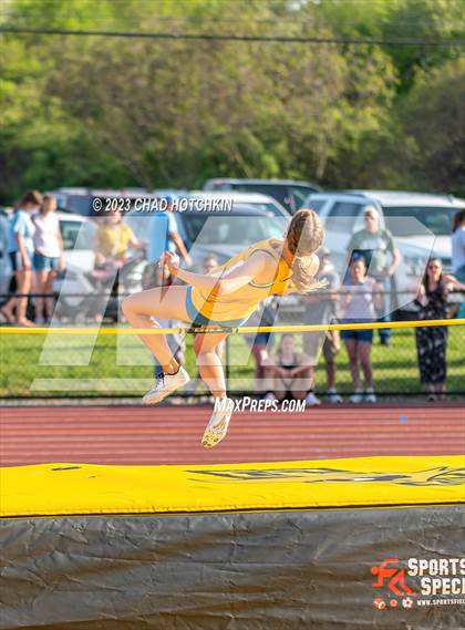 Thumbnail 2 in South Seneca Invitational photogallery.