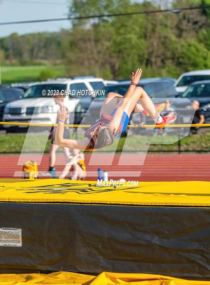 Thumbnail 2 in South Seneca Invitational photogallery.
