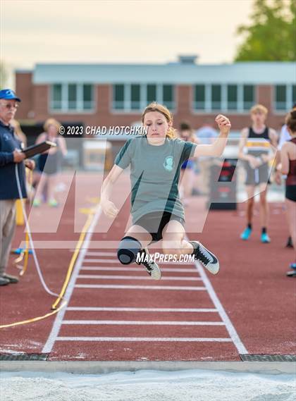 Thumbnail 3 in South Seneca Invitational photogallery.