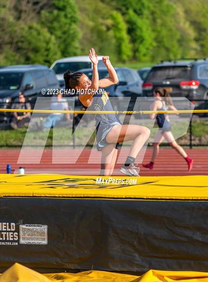 Thumbnail 3 in South Seneca Invitational photogallery.