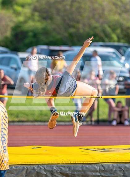 Thumbnail 1 in South Seneca Invitational photogallery.