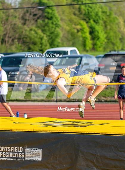 Thumbnail 3 in South Seneca Invitational photogallery.