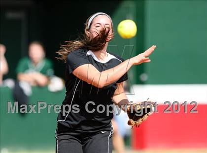 Thumbnail 3 in The Woodlands vs Cinco Ranch (The Woodlands Lady Highlander Tournament) photogallery.