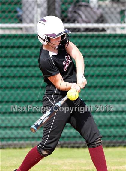 Thumbnail 3 in The Woodlands vs Cinco Ranch (The Woodlands Lady Highlander Tournament) photogallery.