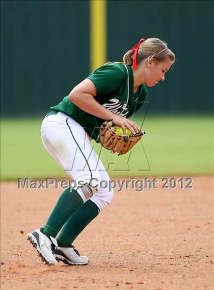 Thumbnail 3 in The Woodlands vs Cinco Ranch (The Woodlands Lady Highlander Tournament) photogallery.