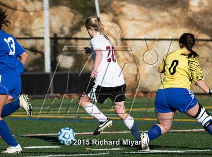 Thumbnail 3 in Derryfield vs Epping (NHIAA Division 4 Final) photogallery.