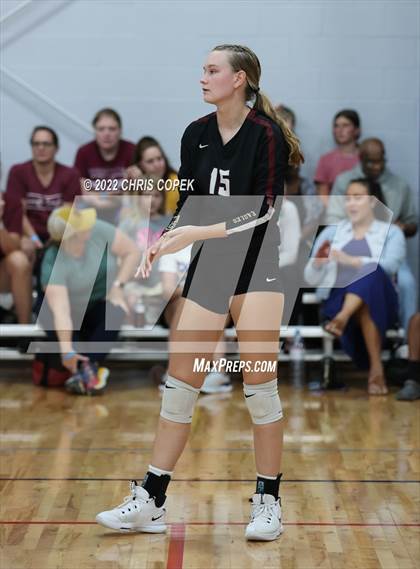 Thumbnail 2 in Oceanside Collegiate Academy vs Niceville (Nike Tournament of Champions) photogallery.