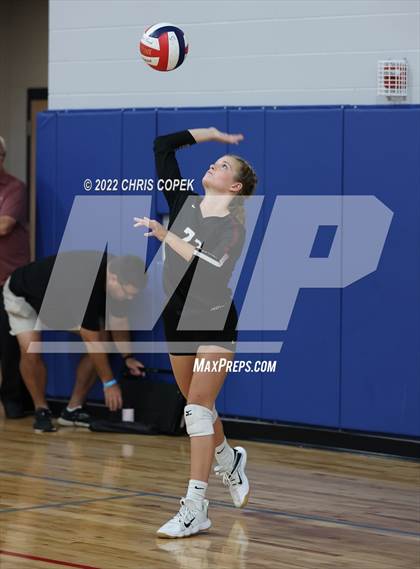 Thumbnail 2 in Oceanside Collegiate Academy vs Niceville (Nike Tournament of Champions) photogallery.