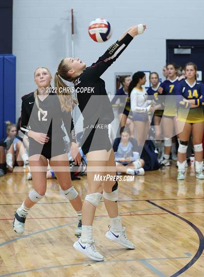 Thumbnail 3 in Oceanside Collegiate Academy vs Niceville (Nike Tournament of Champions) photogallery.