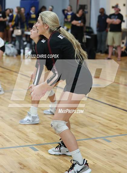 Thumbnail 2 in Oceanside Collegiate Academy vs Niceville (Nike Tournament of Champions) photogallery.