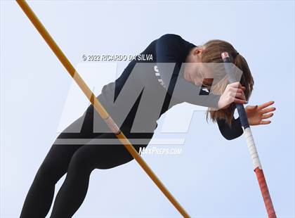 Thumbnail 2 in Seven Lakes Relays photogallery.