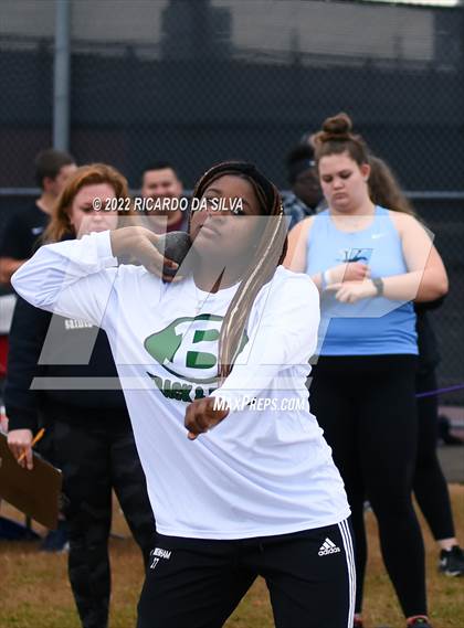 Thumbnail 1 in Seven Lakes Relays photogallery.