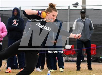Thumbnail 1 in Seven Lakes Relays photogallery.