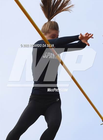 Thumbnail 3 in Seven Lakes Relays photogallery.