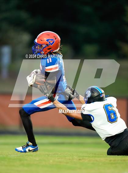 Thumbnail 1 in Lexington @ Midland Valley photogallery.