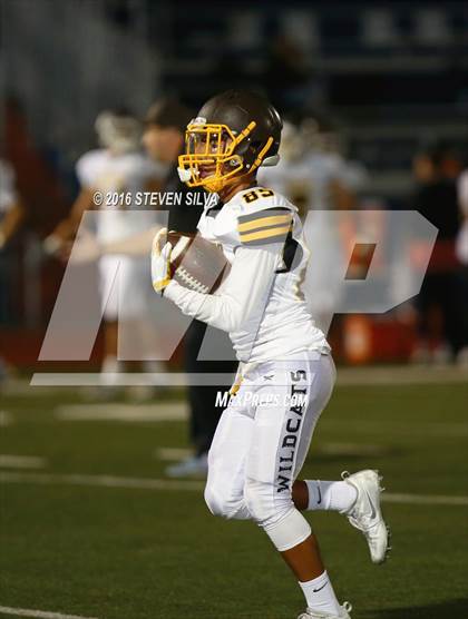 Thumbnail 3 in El Camino vs. Point Loma (CIF SDS D1 1st Round) photogallery.