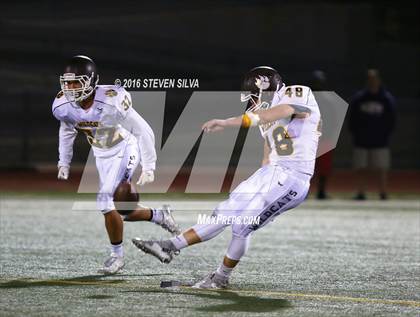 Thumbnail 3 in El Camino vs. Point Loma (CIF SDS D1 1st Round) photogallery.